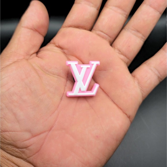 (5/$15) LV Croc Charm - Picture 2 of 3